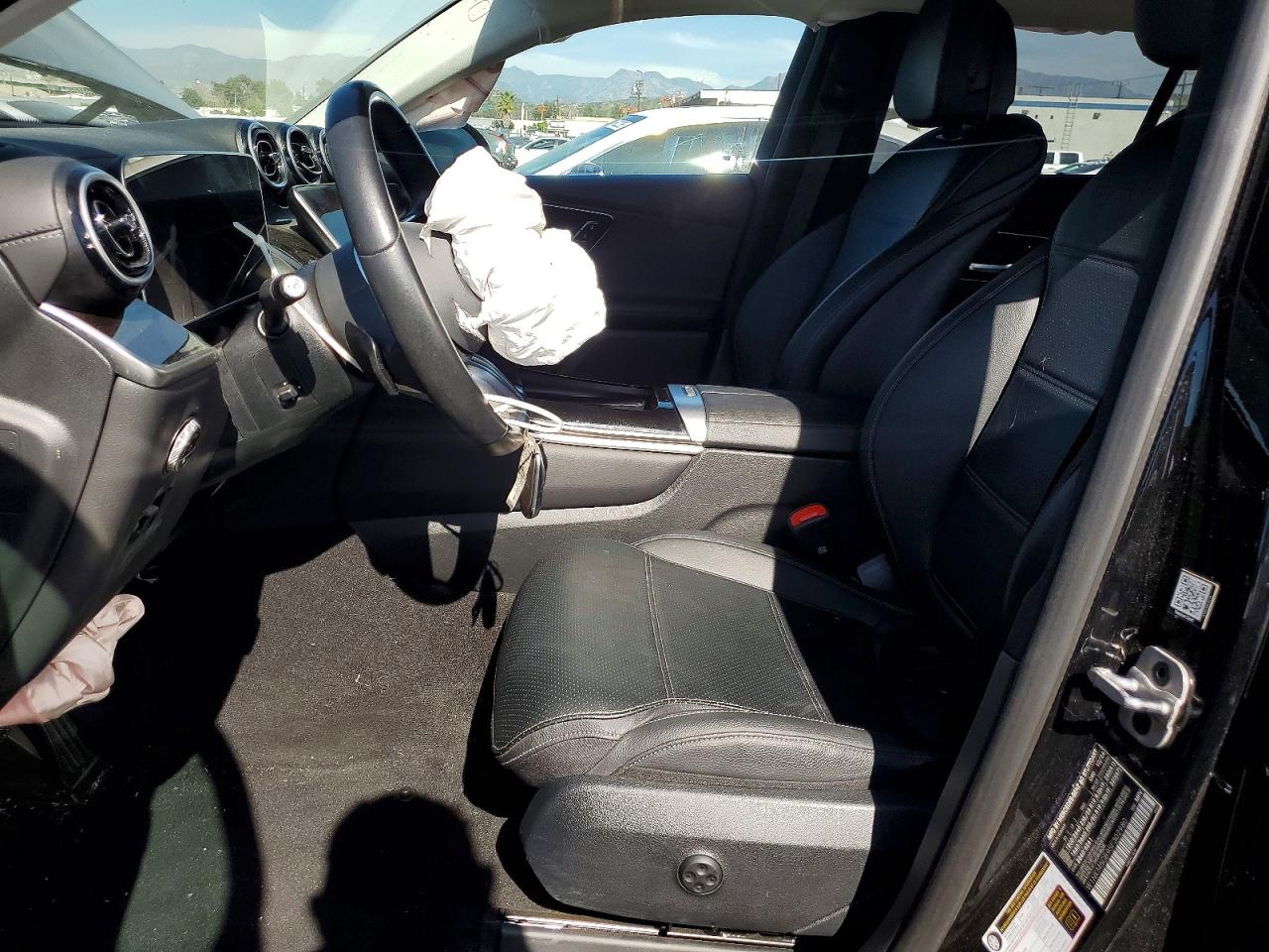 2025 MERCEDES-BENZ GLC 350E photo 19