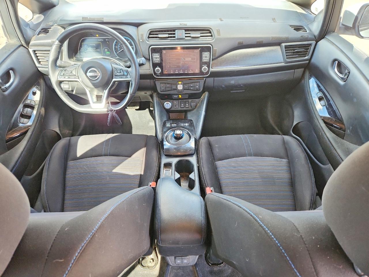 2023 NISSAN LEAF SV PLUS photo 15