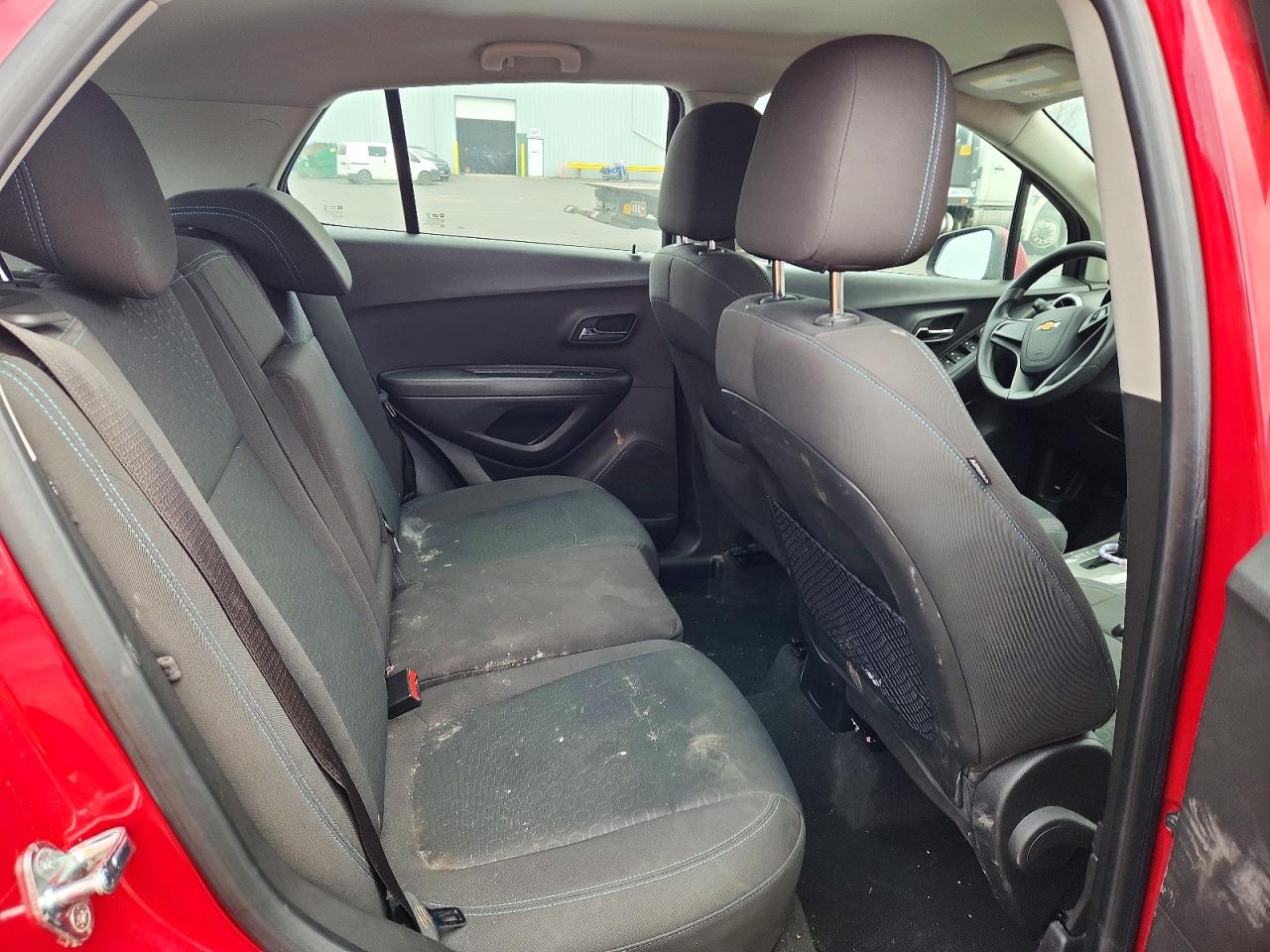 2015 CHEVROLET TRAX LS photo 10