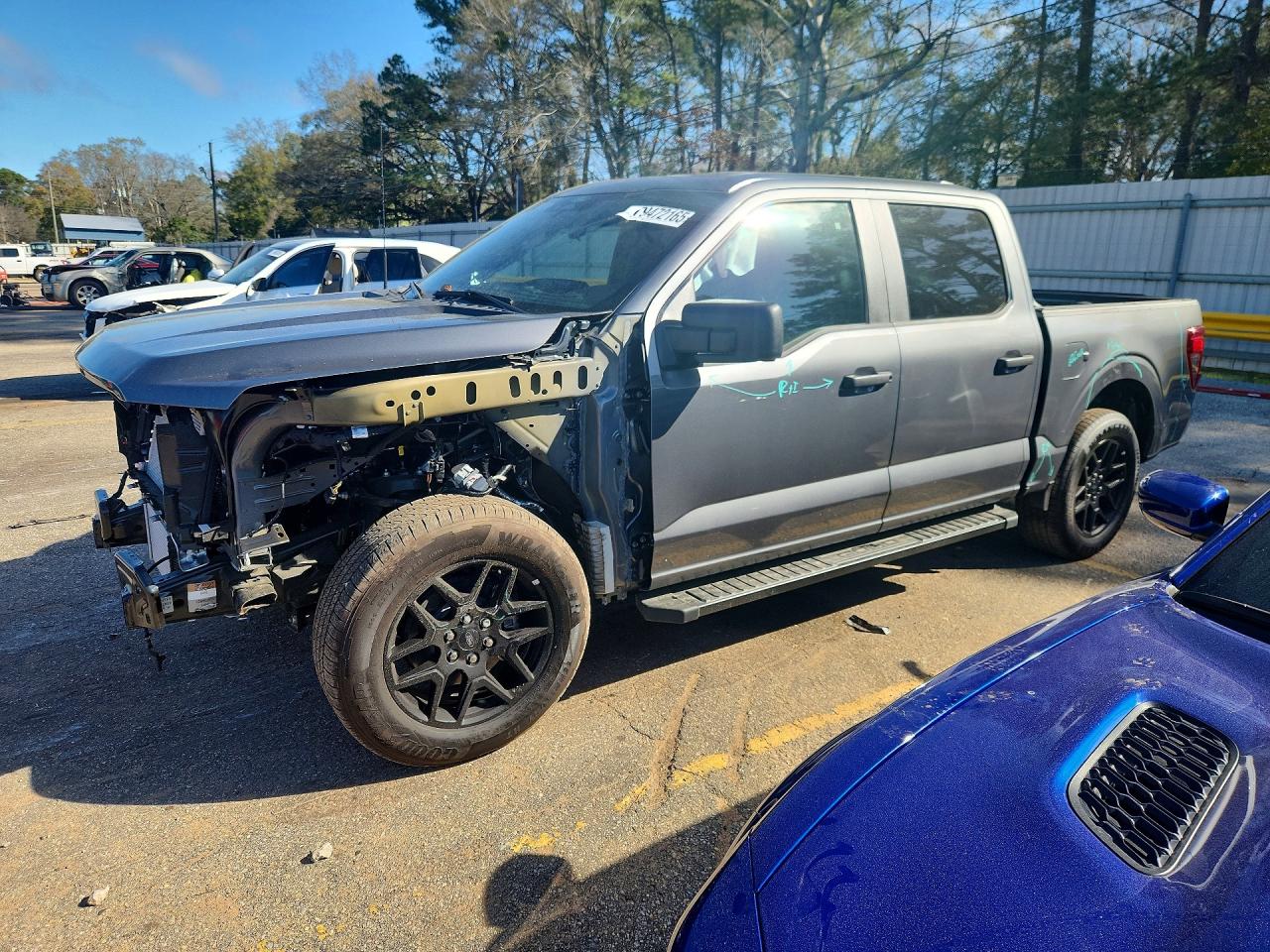 2025 FORD F150
