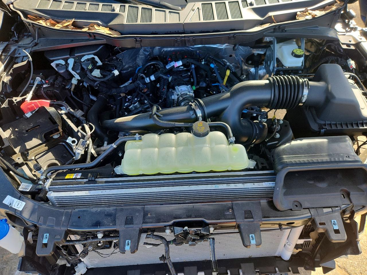 2025 FORD F150 STX photo 41
