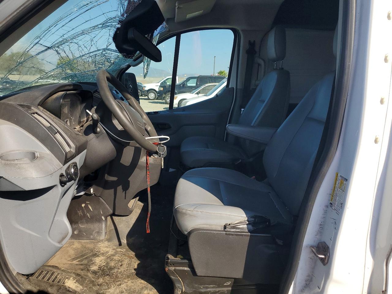 2017 FORD TRANSIT 150 DELIVERY VAN photo 13