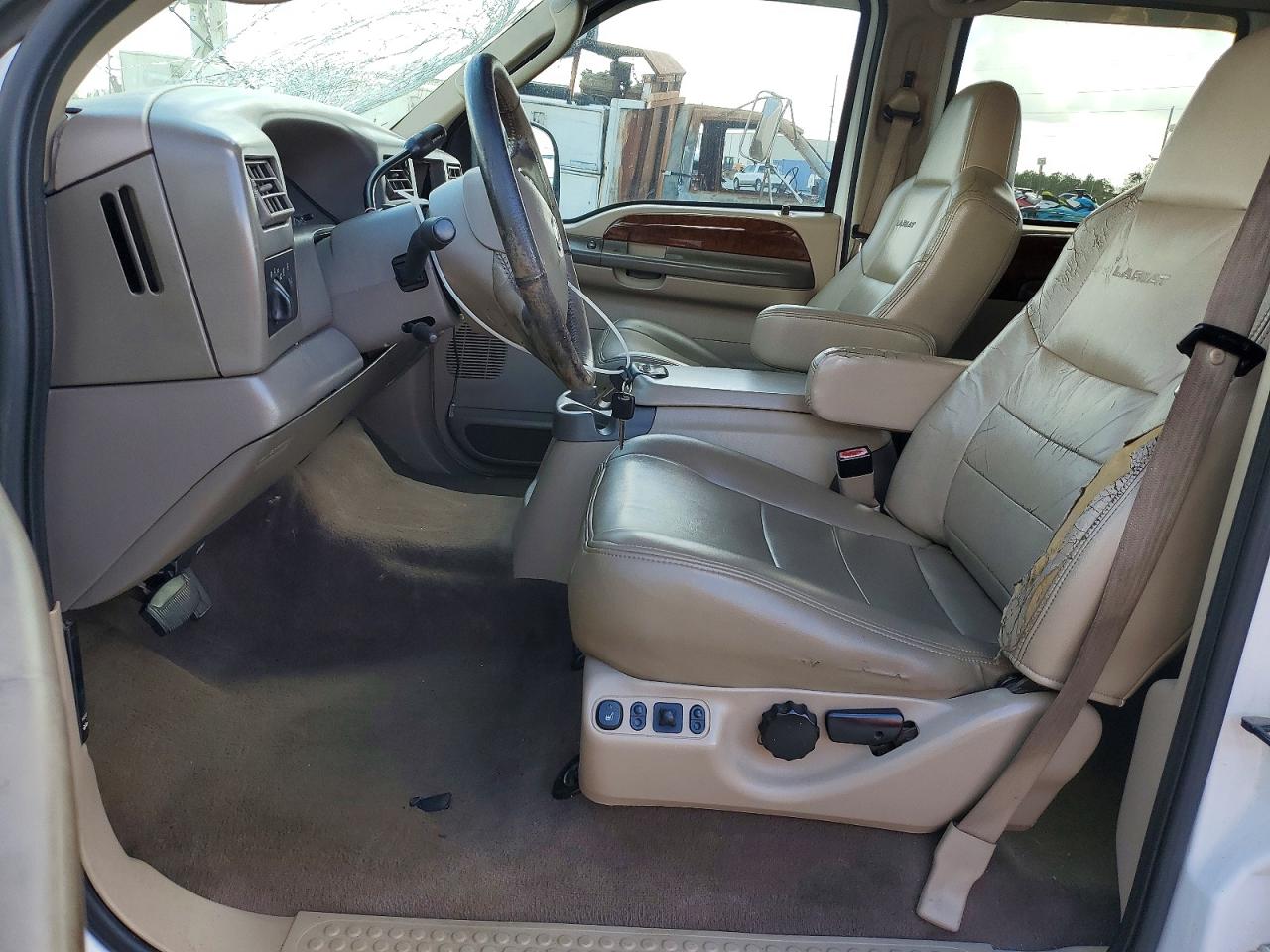 2004 FORD F350 SRW SUPER DUTY photo 13