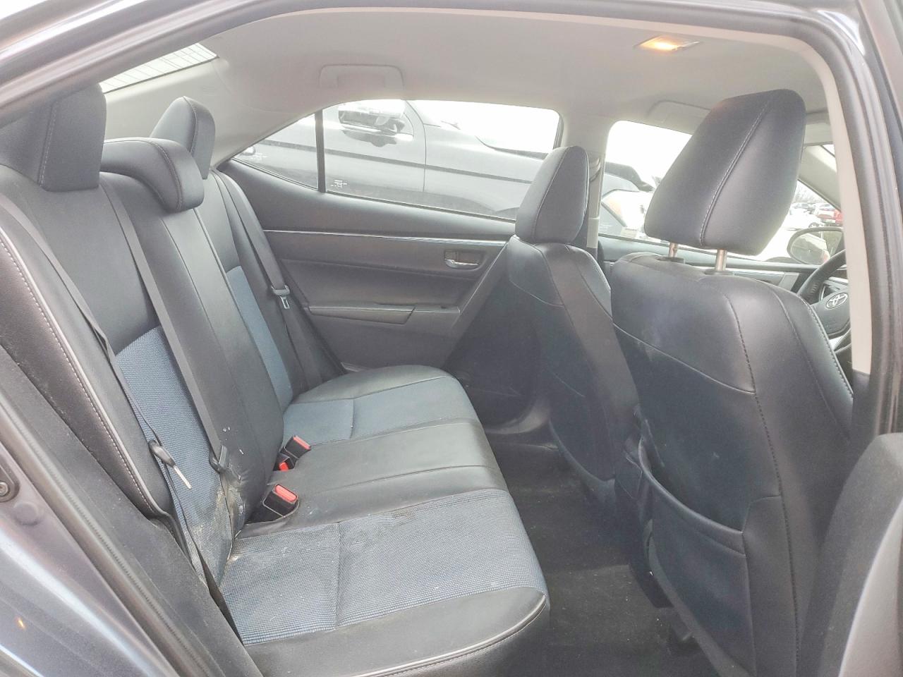 2014 TOYOTA COROLLA S PLUS photo 28