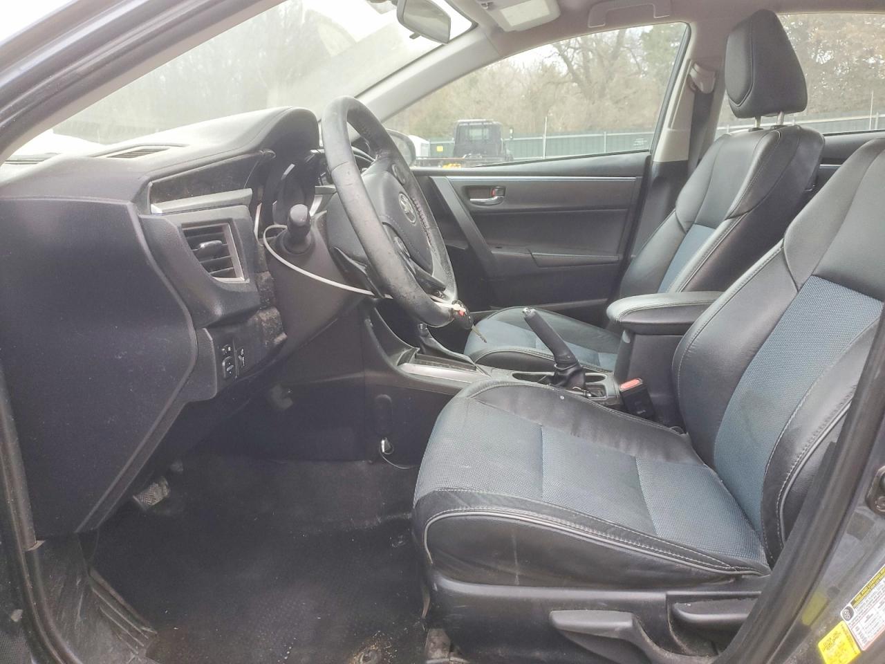 2014 TOYOTA COROLLA S PLUS photo 19
