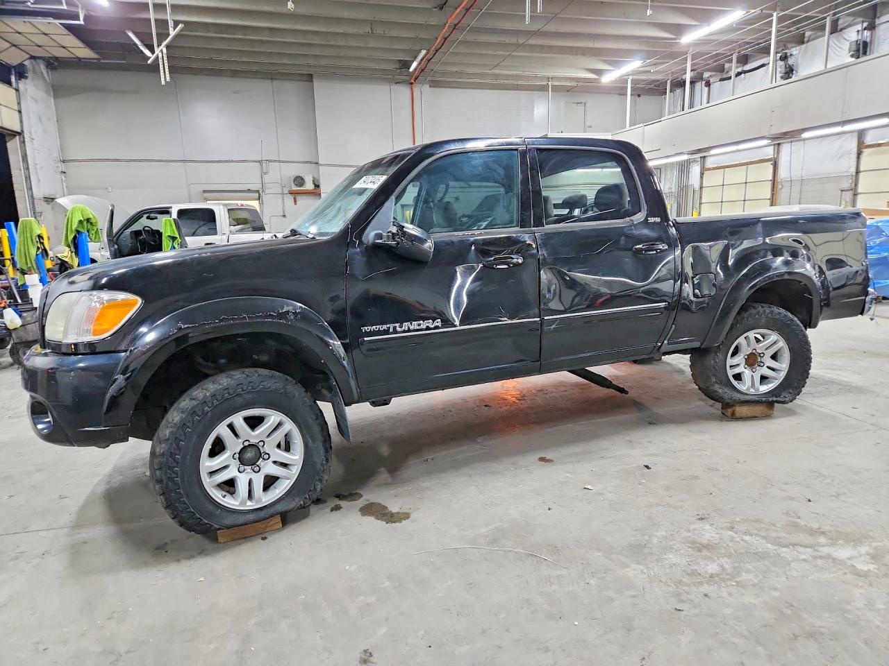 2006 TOYOTA TUNDRA
