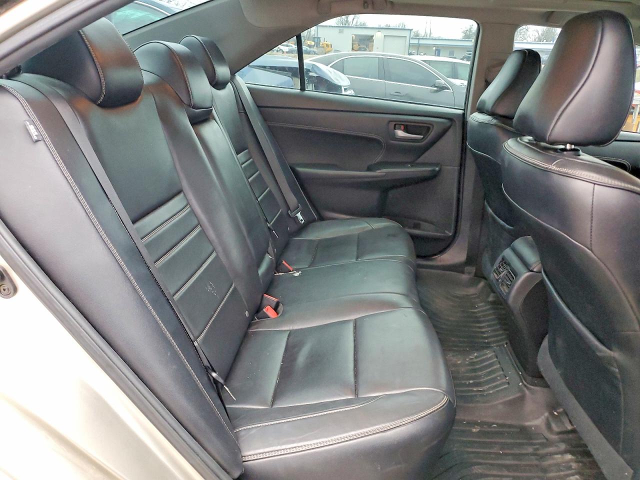 2015 TOYOTA CAMRY XLE V6 photo 19