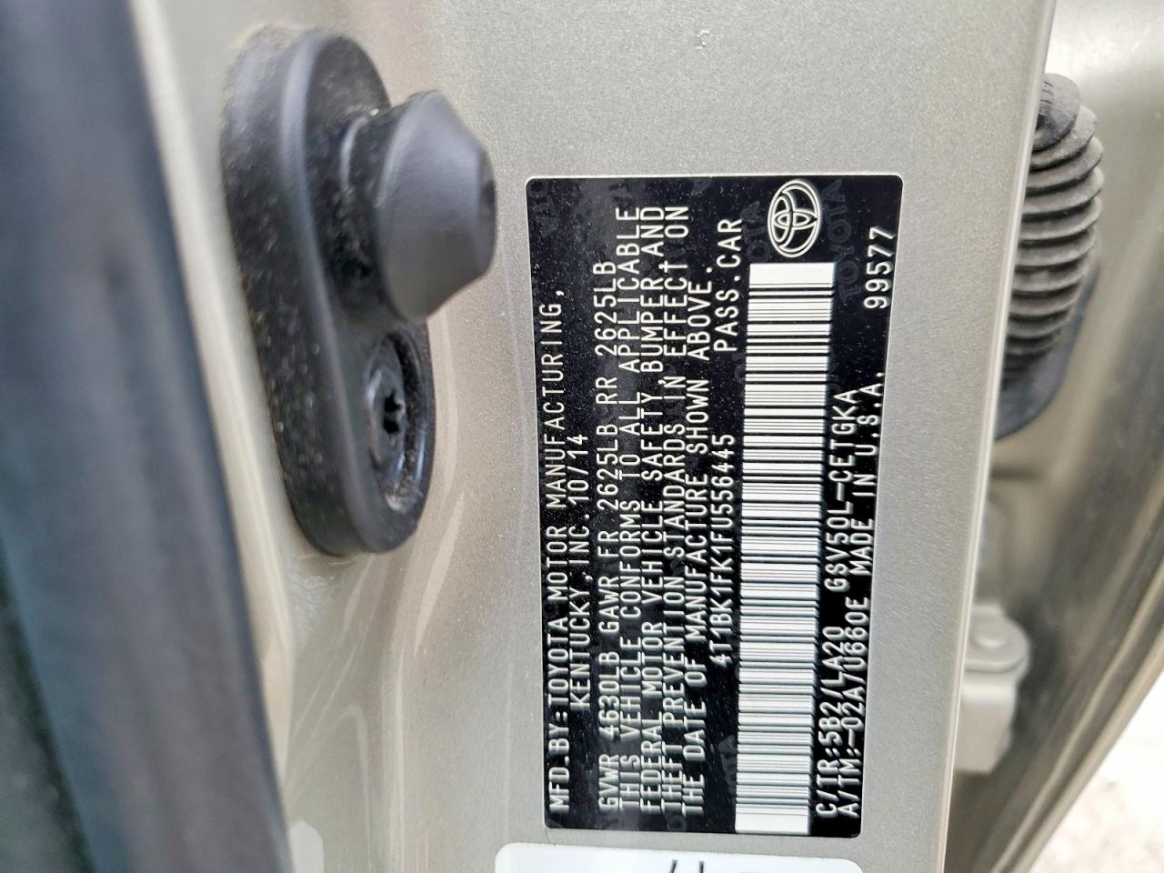 2015 TOYOTA CAMRY XLE V6 photo 23