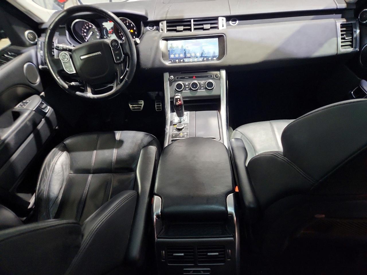 2017 LAND ROVER RANGE ROVER SPORT SE photo 15