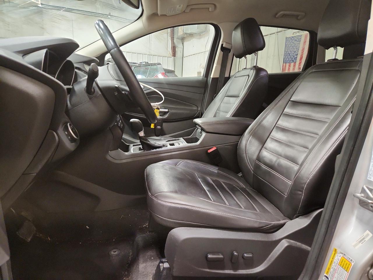 2017 FORD ESCAPE TITANIUM photo 7