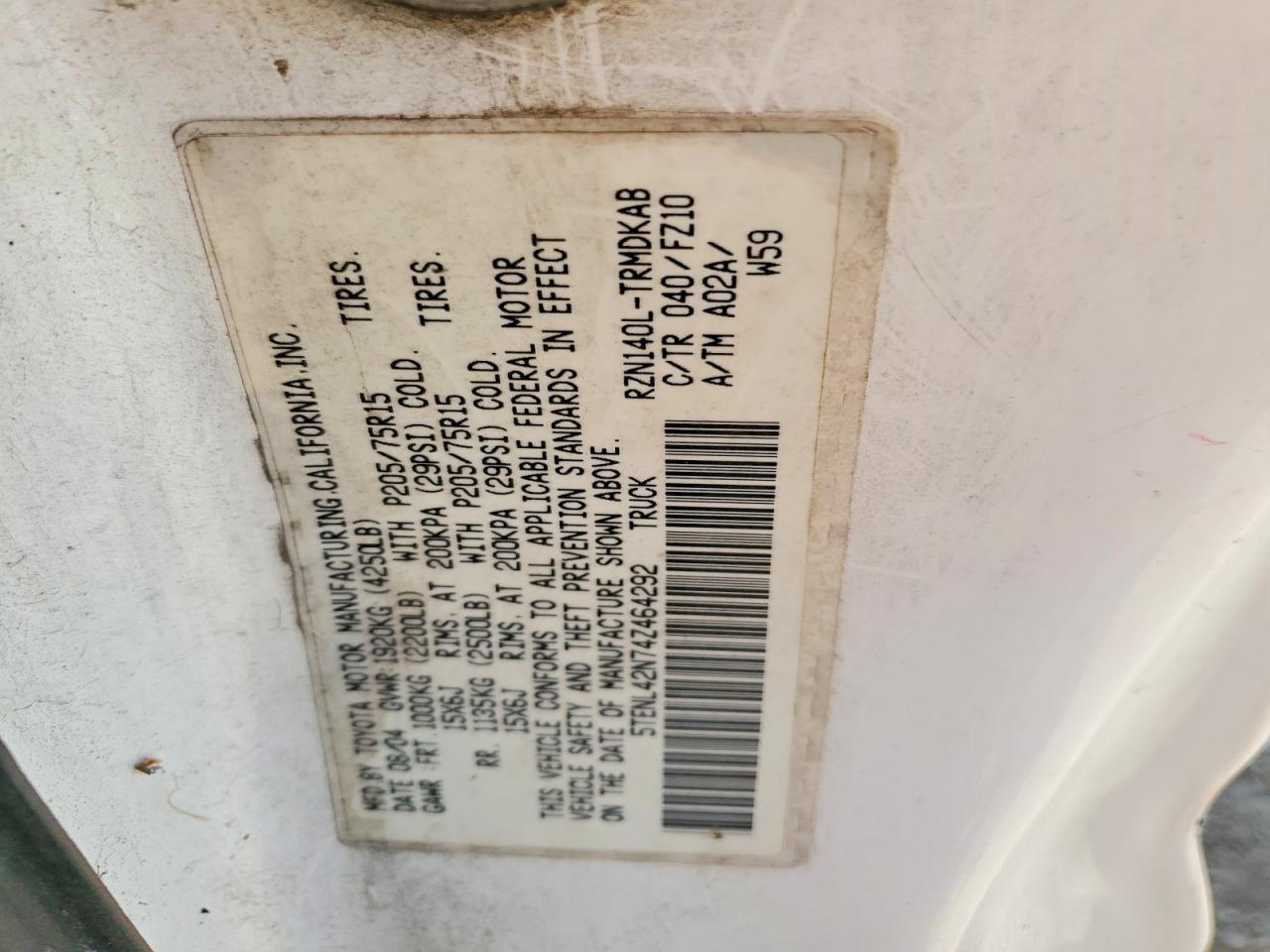 2004 TOYOTA TACOMA BASE photo 23