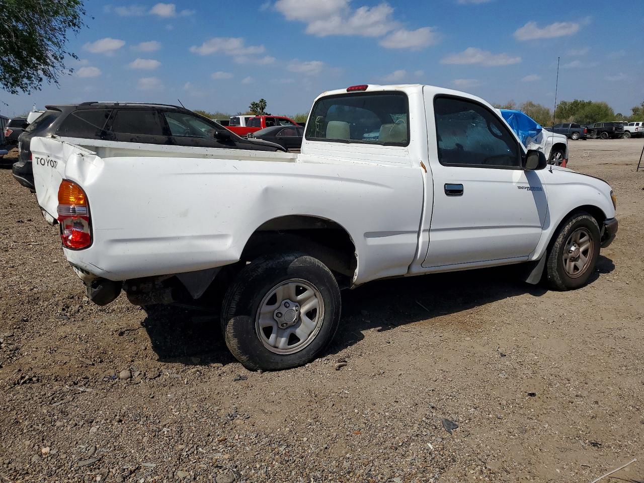 2004 TOYOTA TACOMA BASE photo 5