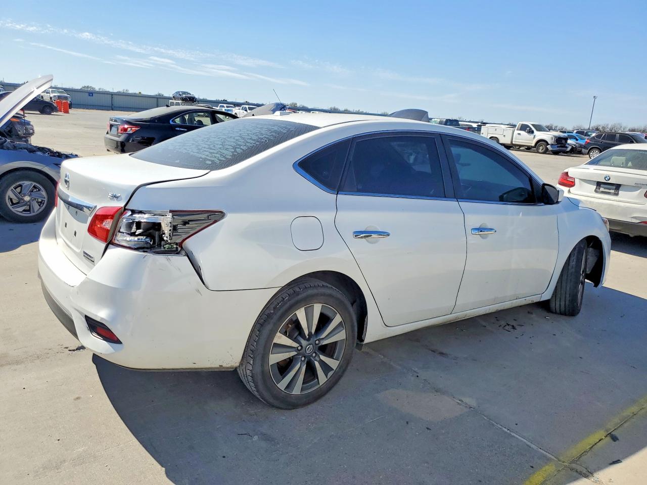 2019 NISSAN SENTRA SV photo 7