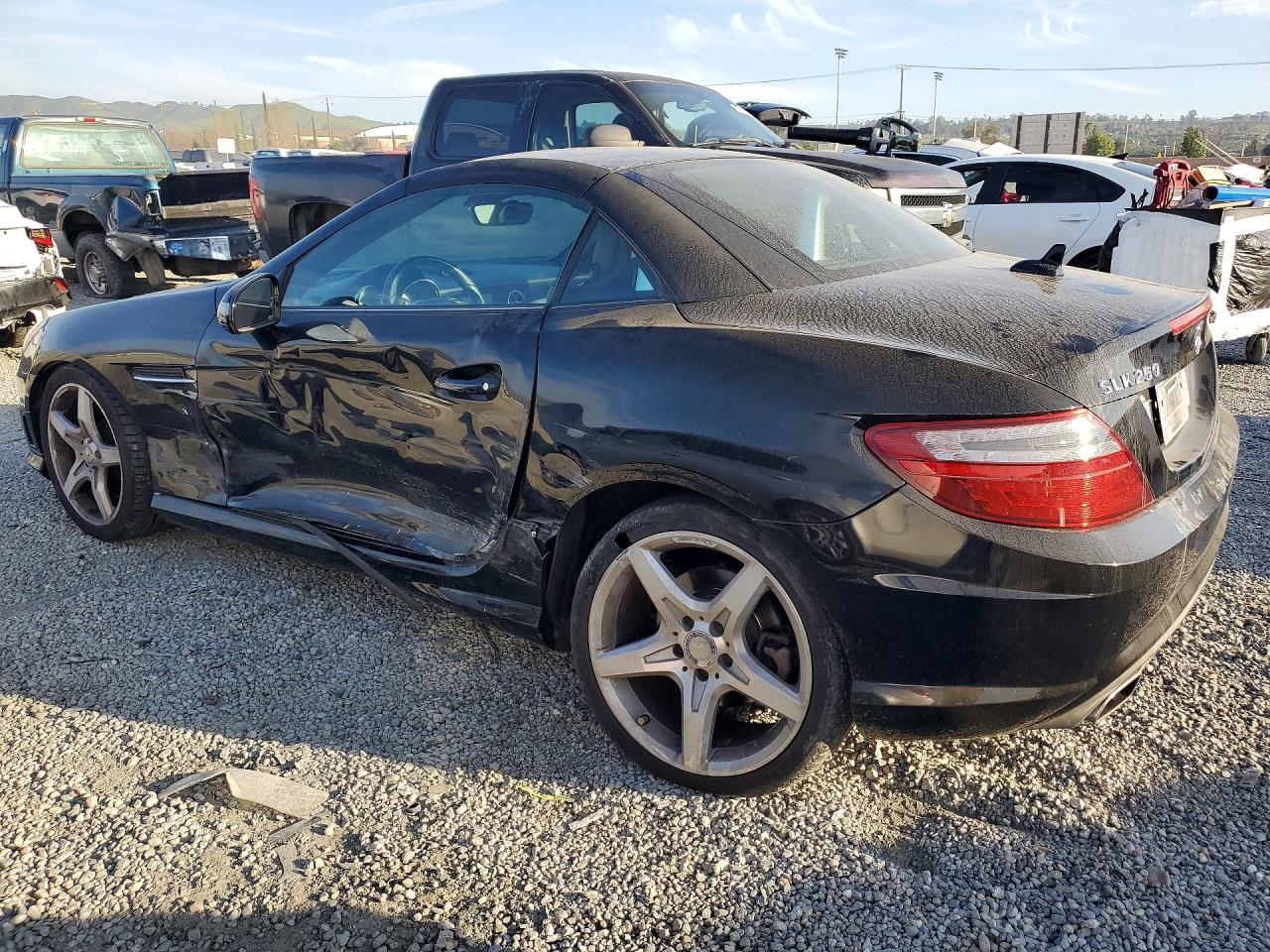 2013 MERCEDES-BENZ SLK 250 photo 2