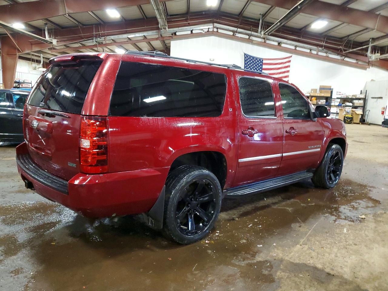 2010 CHEVROLET SUBURBAN K1500 LT photo 5