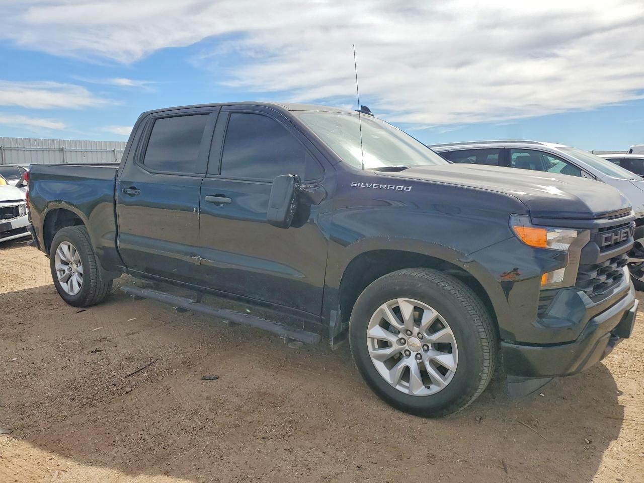 2023 CHEVROLET SILVERADO C1500 CUSTOM photo 10