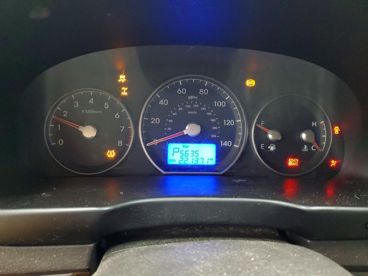 2010 HYUNDAI SANTA FE SE photo 9