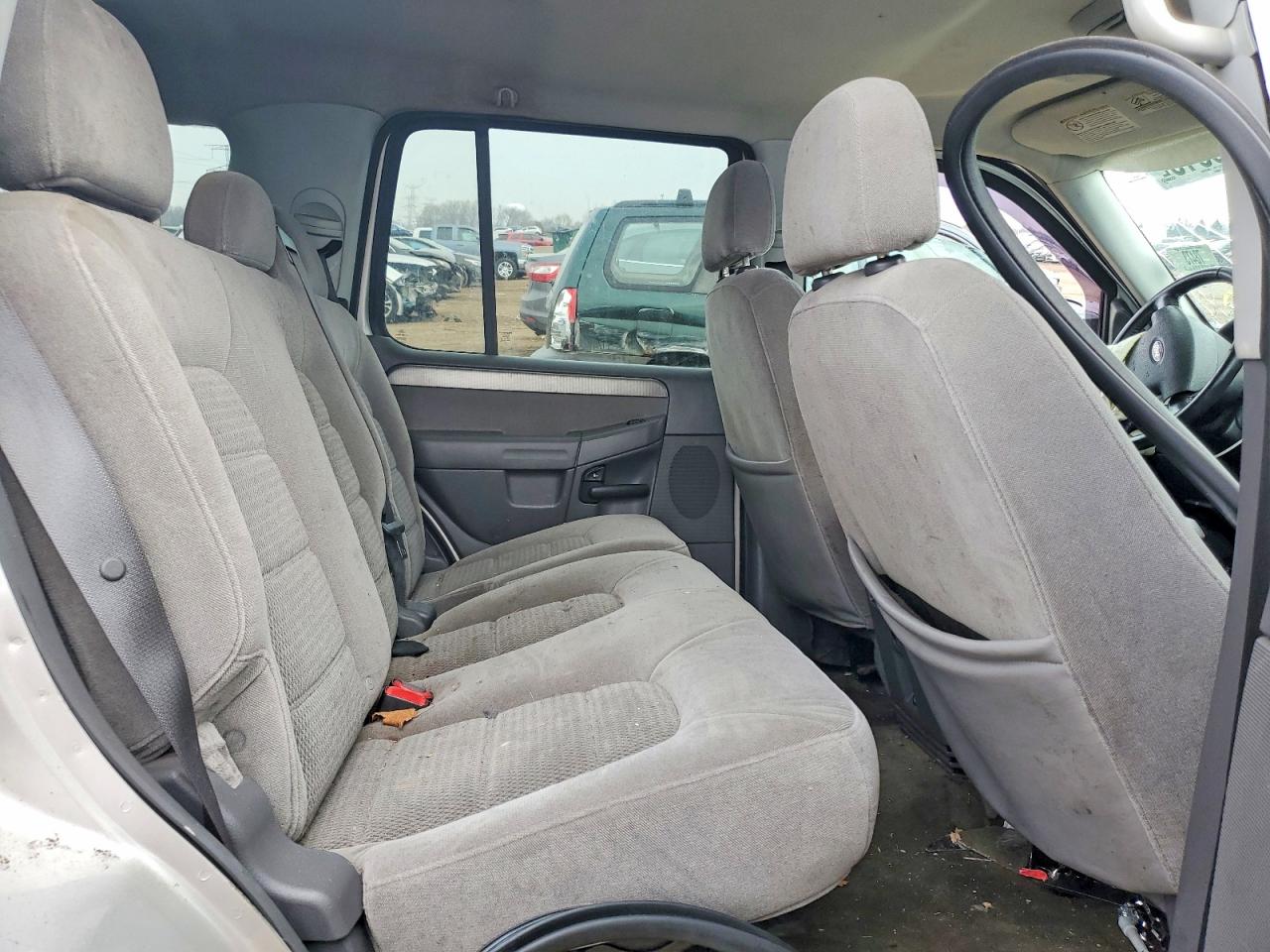 2004 FORD EXPLORER XLT photo 19