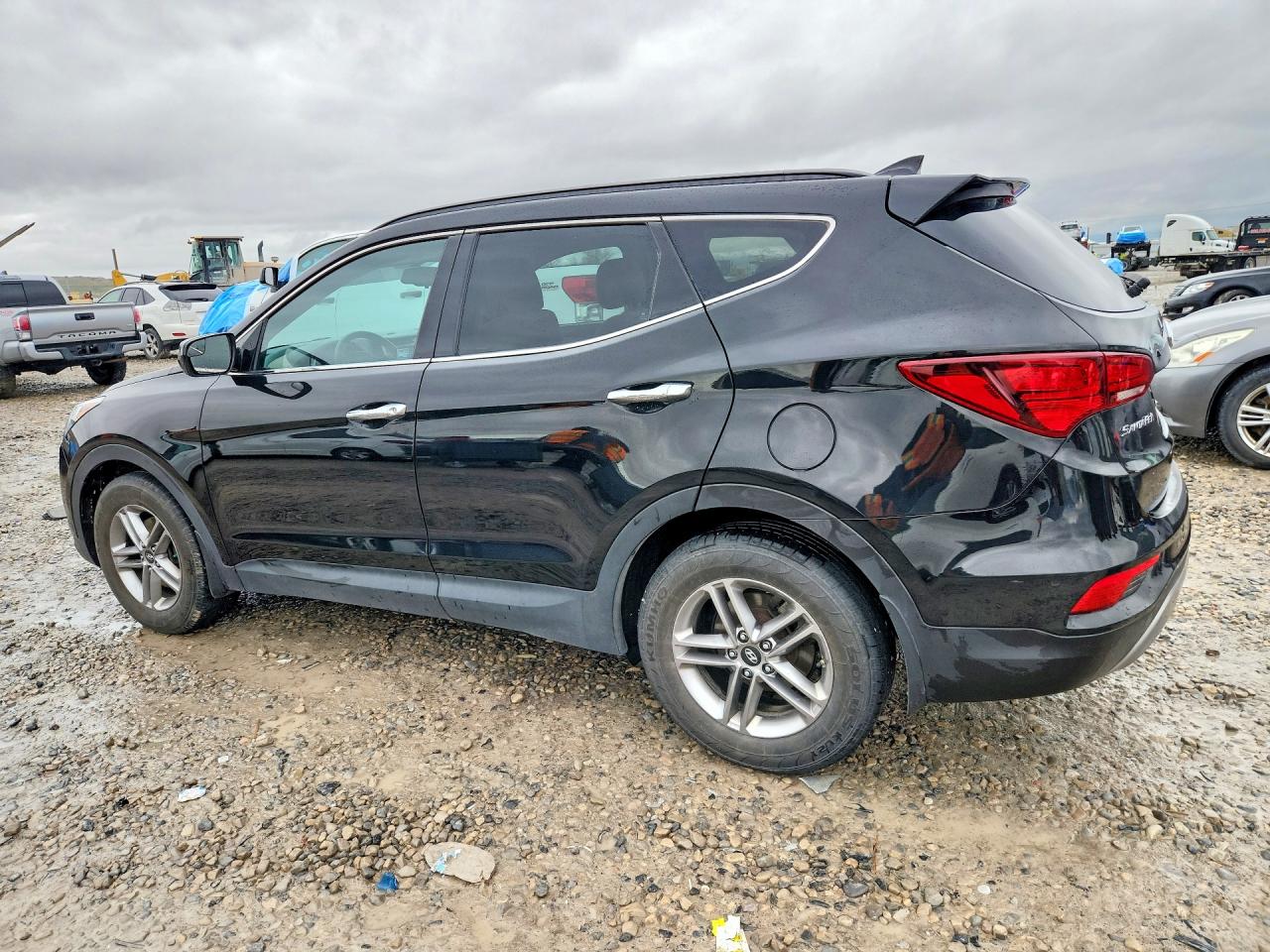2017 HYUNDAI SANTA FE SPORT 2.4L photo 2