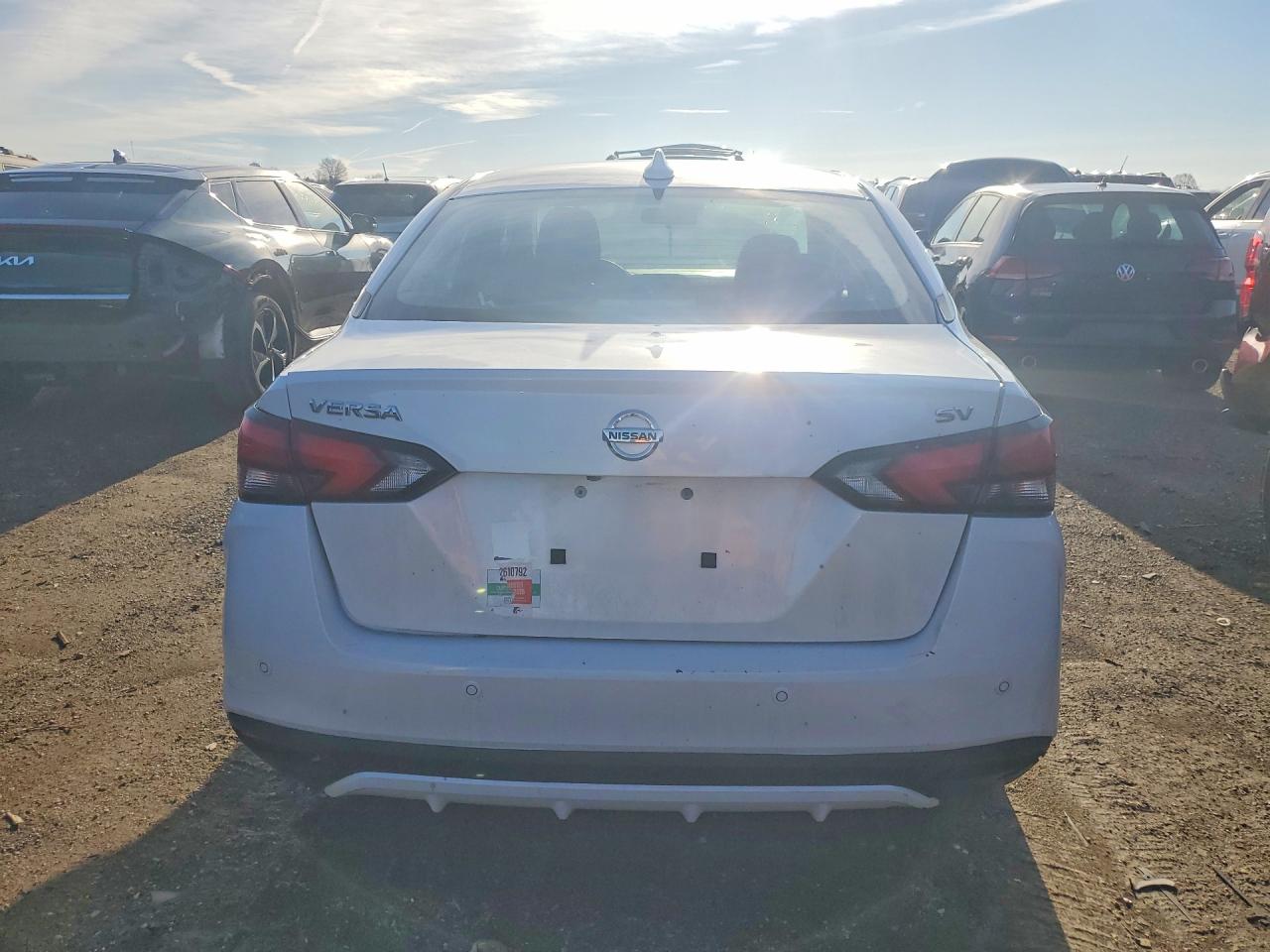 2021 NISSAN VERSA SV photo 11