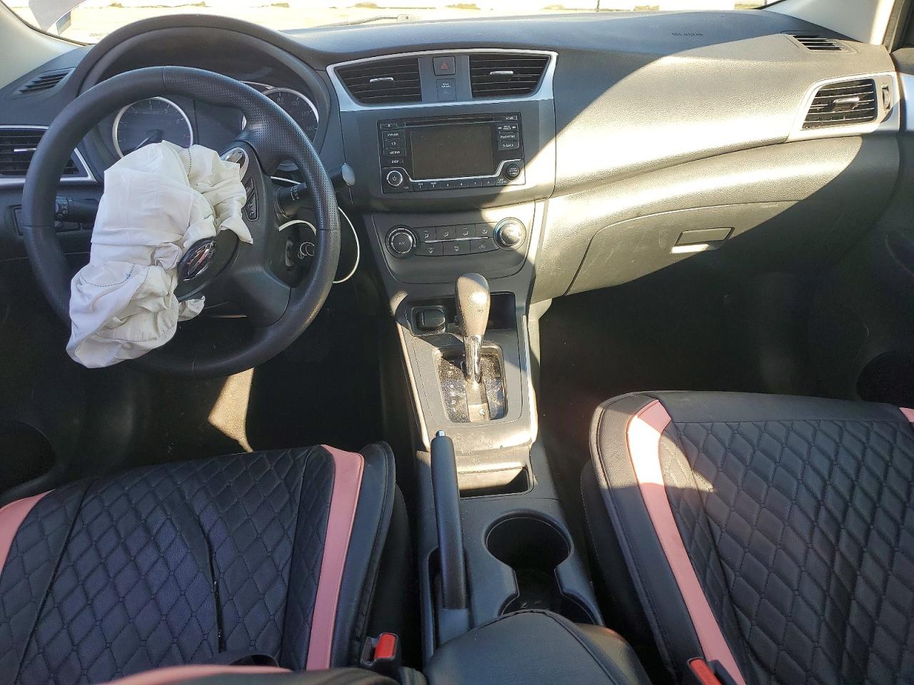 2018 NISSAN SENTRA S photo 8