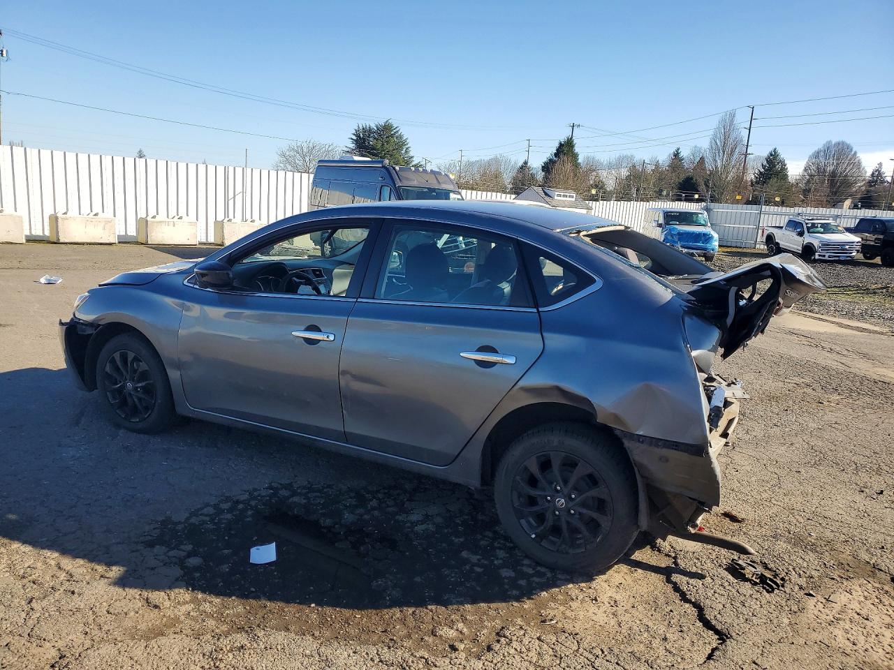 2018 NISSAN SENTRA S photo 2