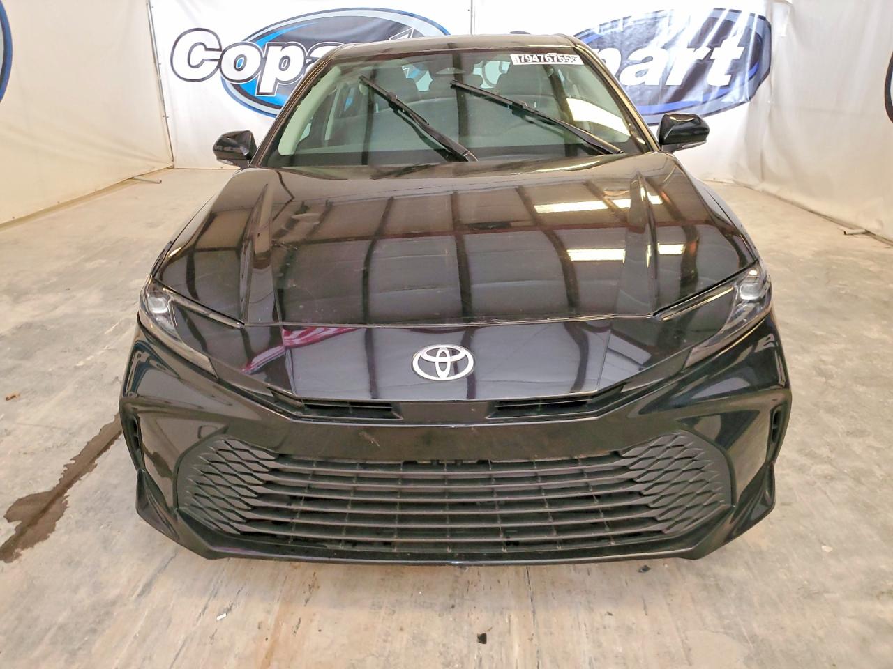 2025 TOYOTA CAMRY LE photo 9