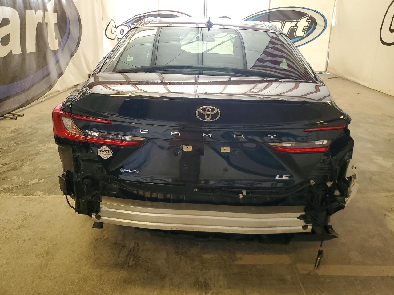 2025 TOYOTA CAMRY LE photo 11