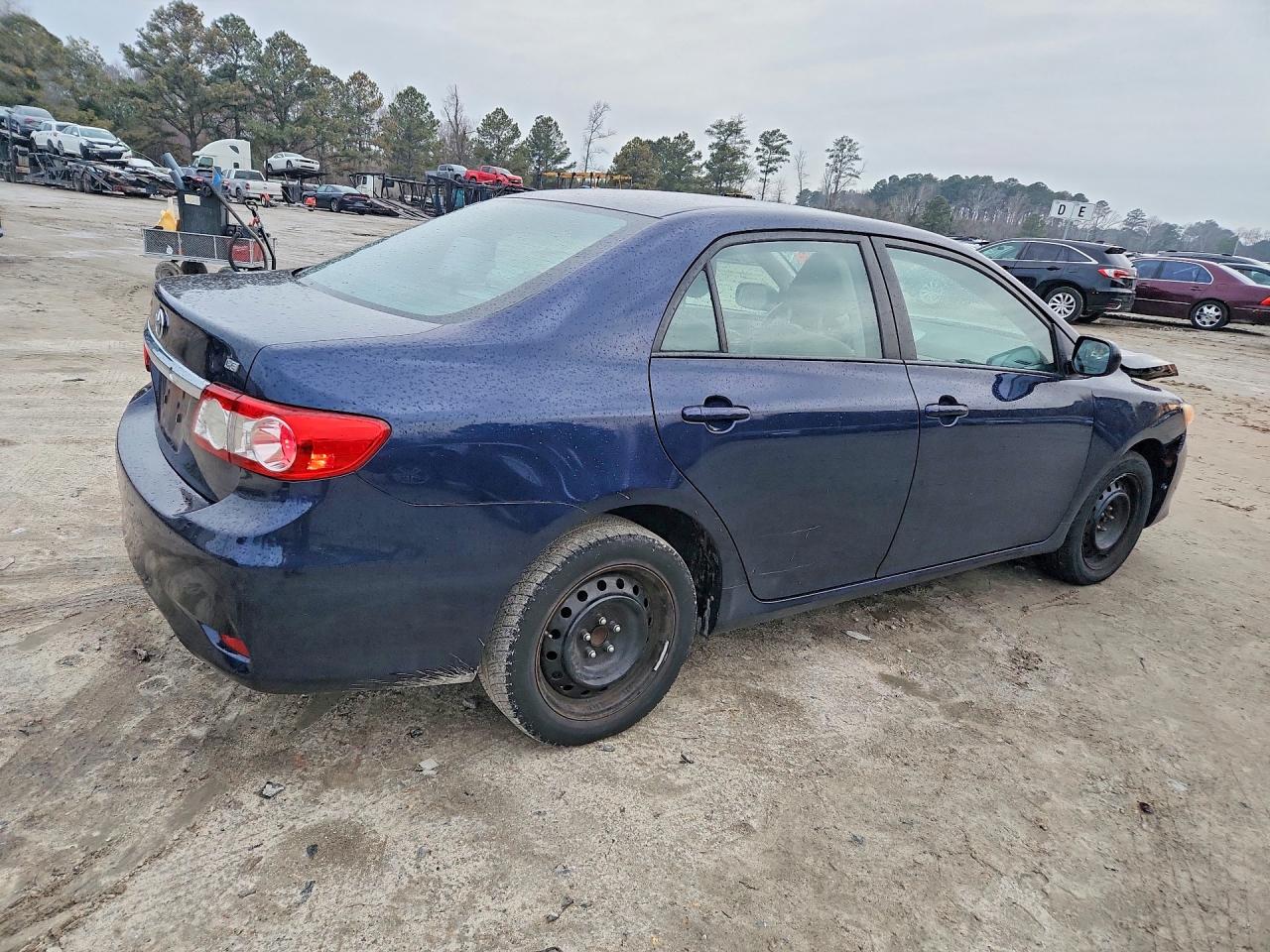 2012 TOYOTA COROLLA LE photo 5