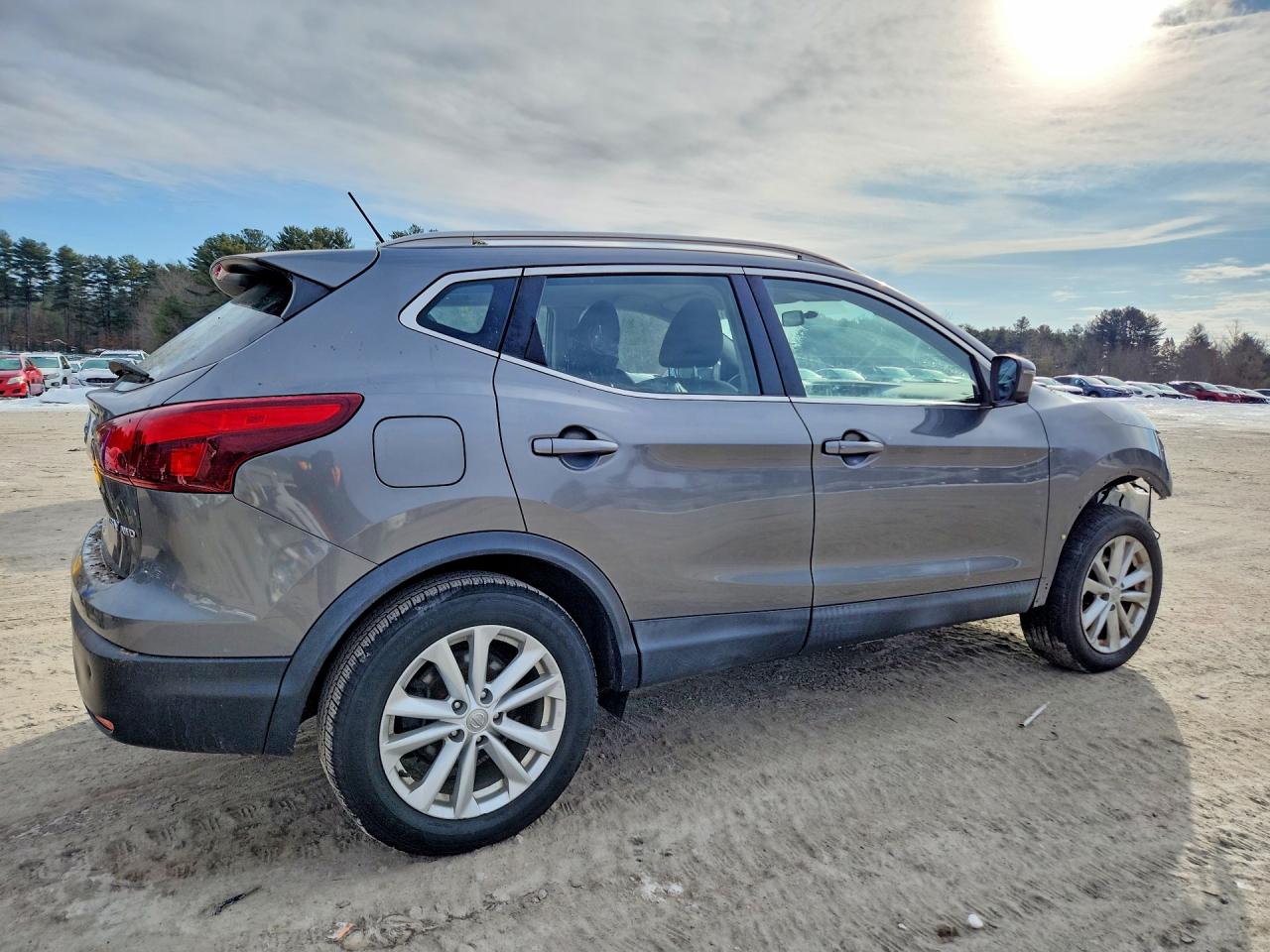 2018 NISSAN ROGUE SPORT SV photo 3