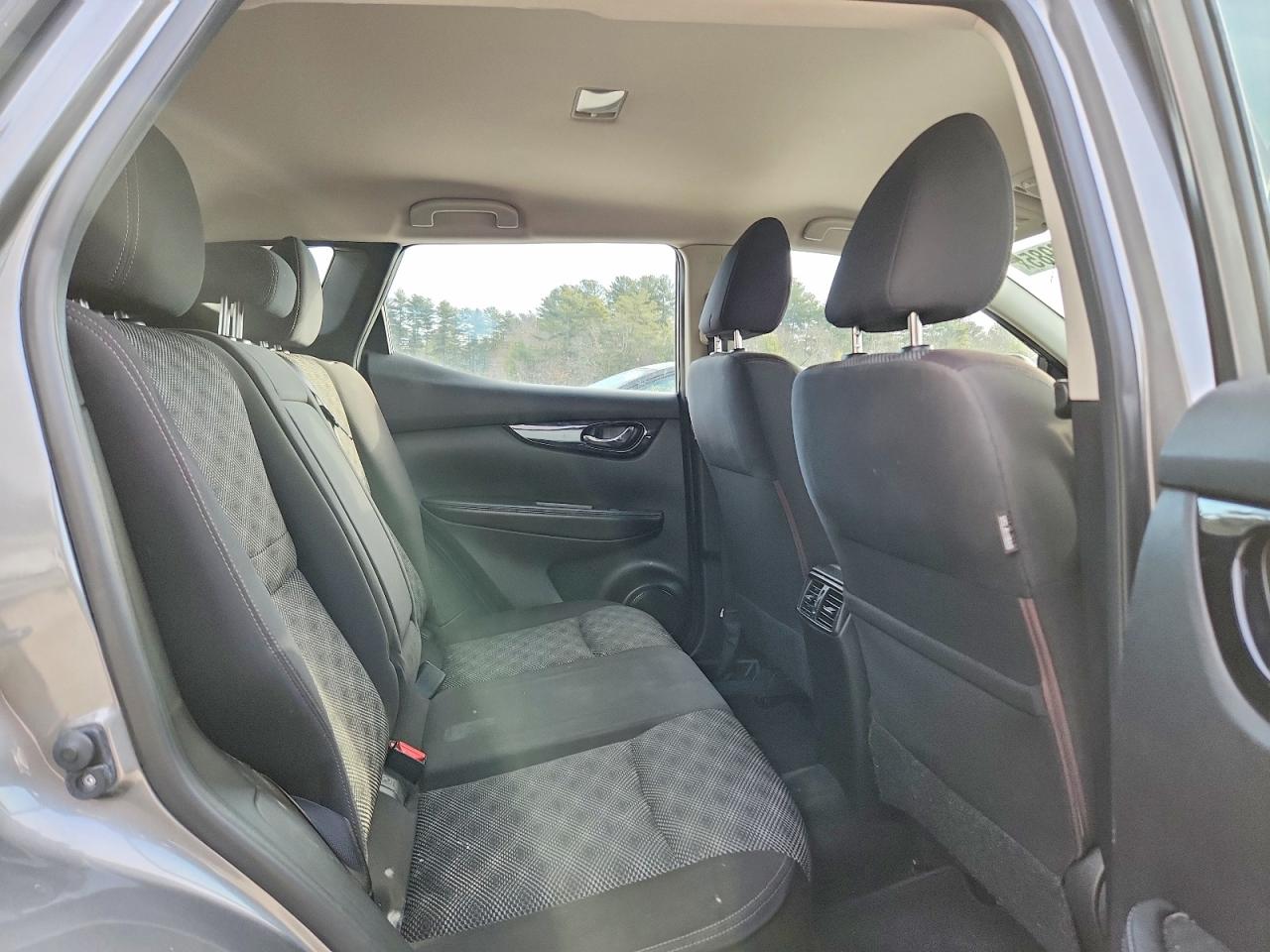 2018 NISSAN ROGUE SPORT SV photo 11