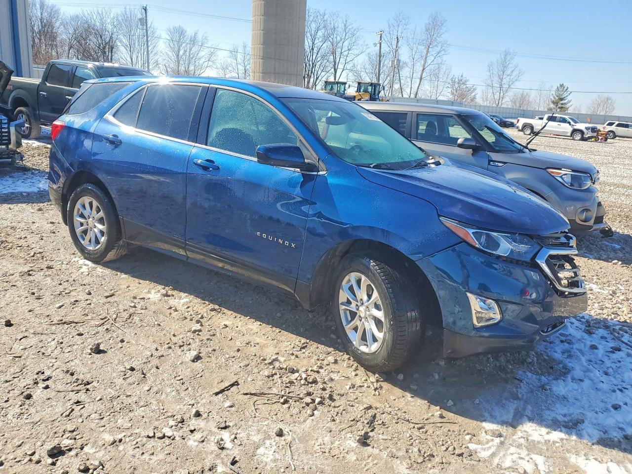 2020 CHEVROLET EQUINOX LT photo 4