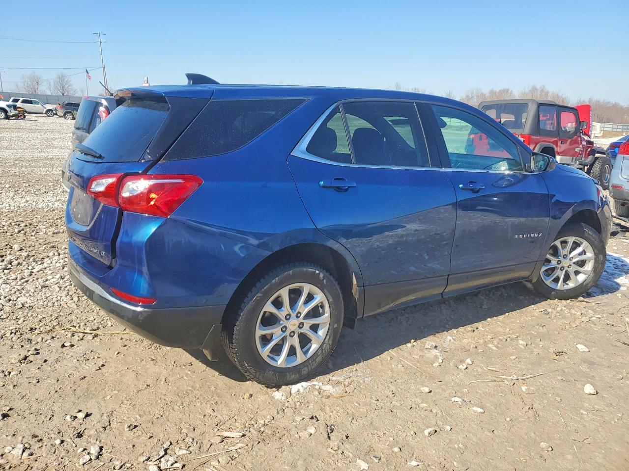 2020 CHEVROLET EQUINOX LT photo 3