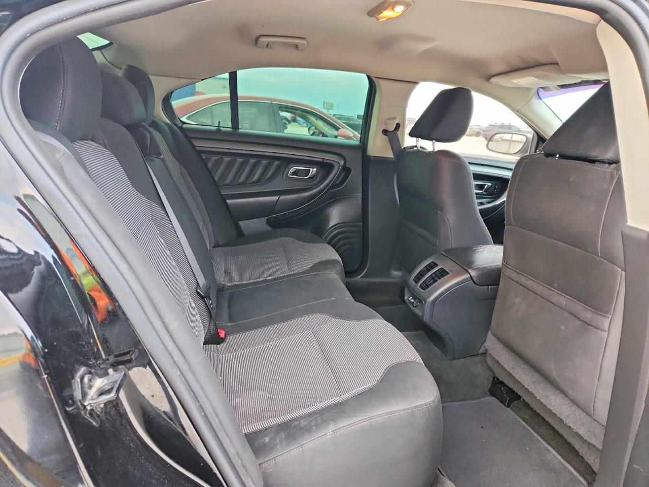 2012 FORD TAURUS SEL photo 19