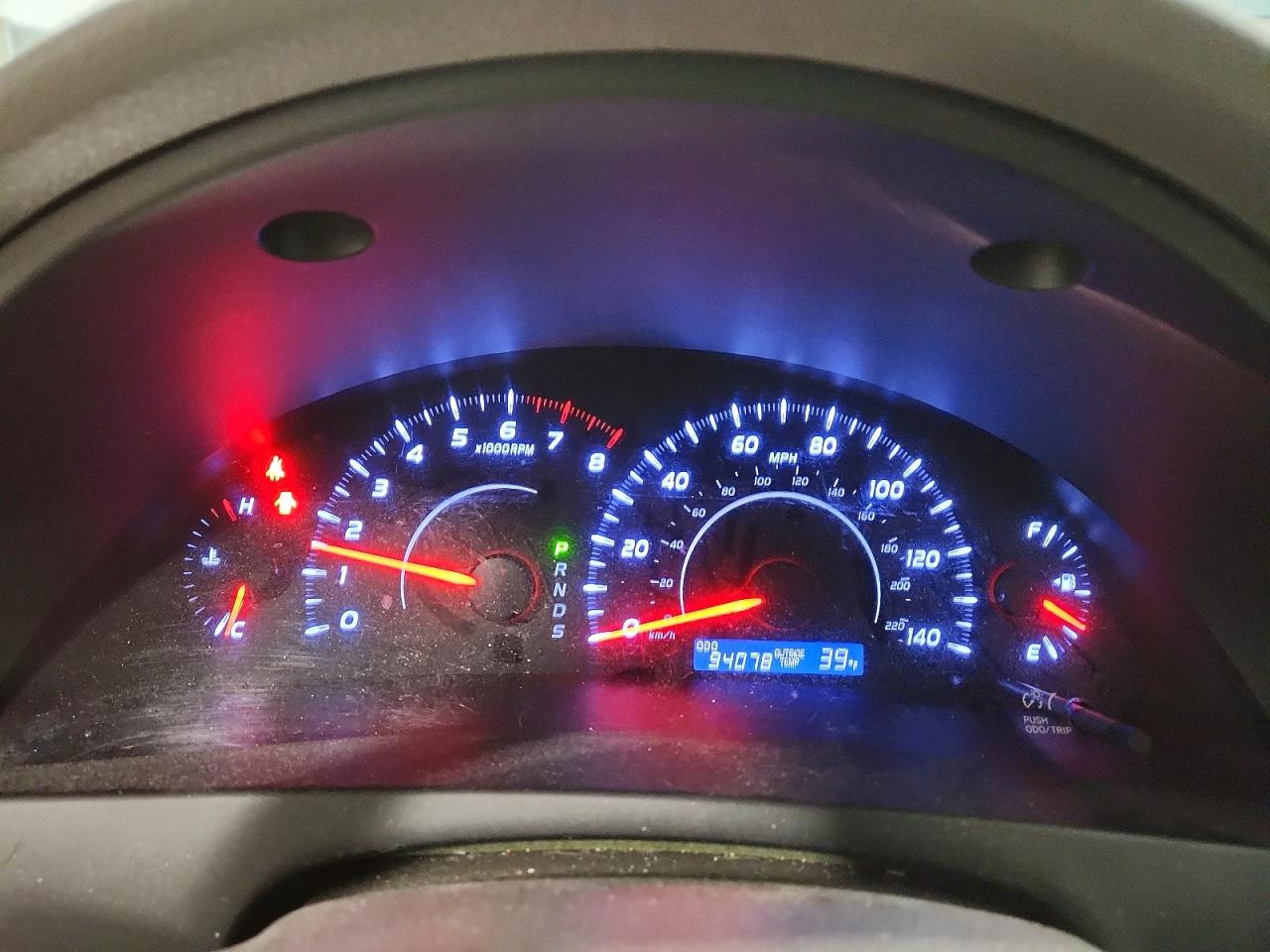 2011 TOYOTA CAMRY LE photo 17