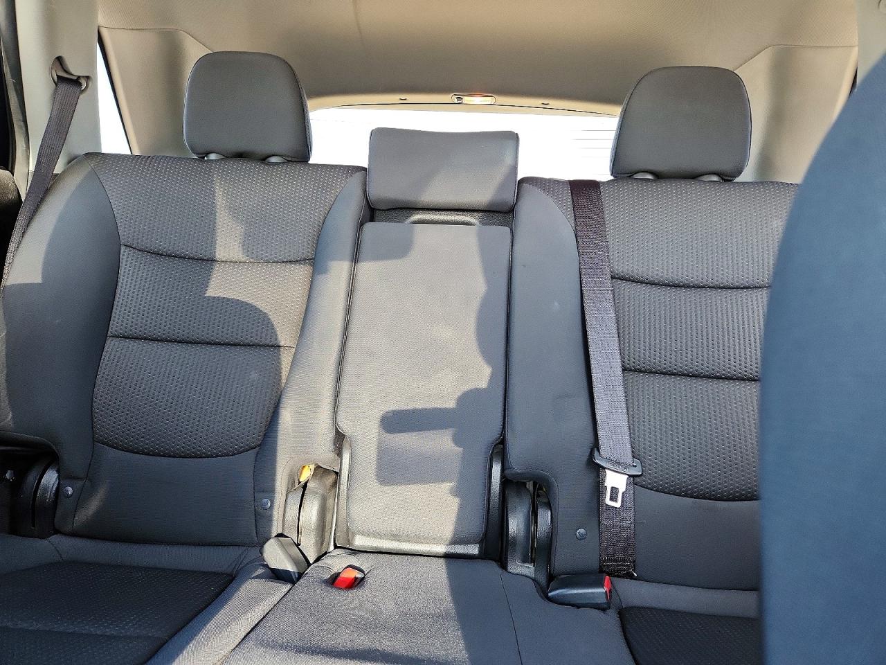 2013 KIA SORENTO LX photo 28