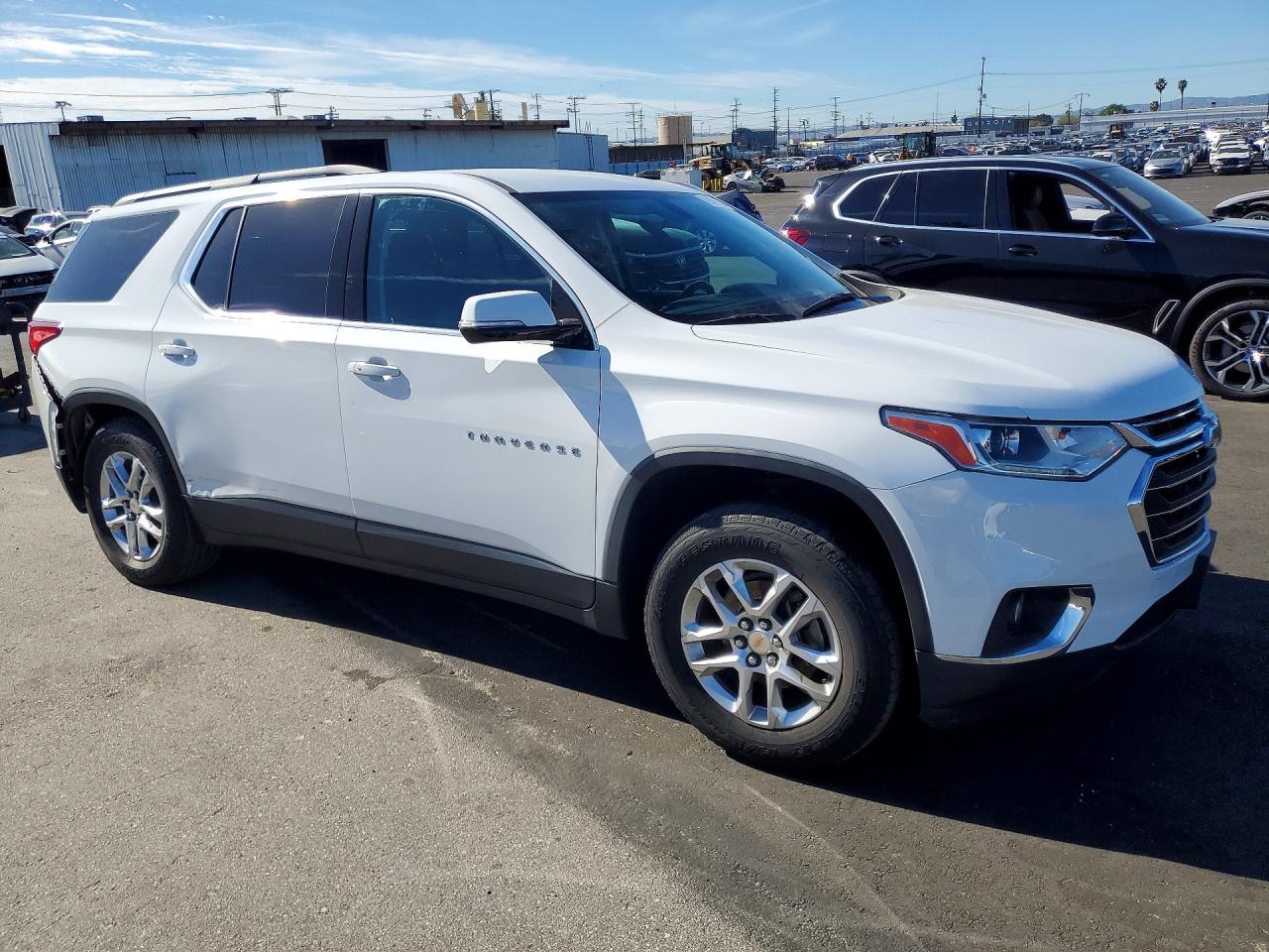 2019 CHEVROLET TRAVERSE LT photo 7