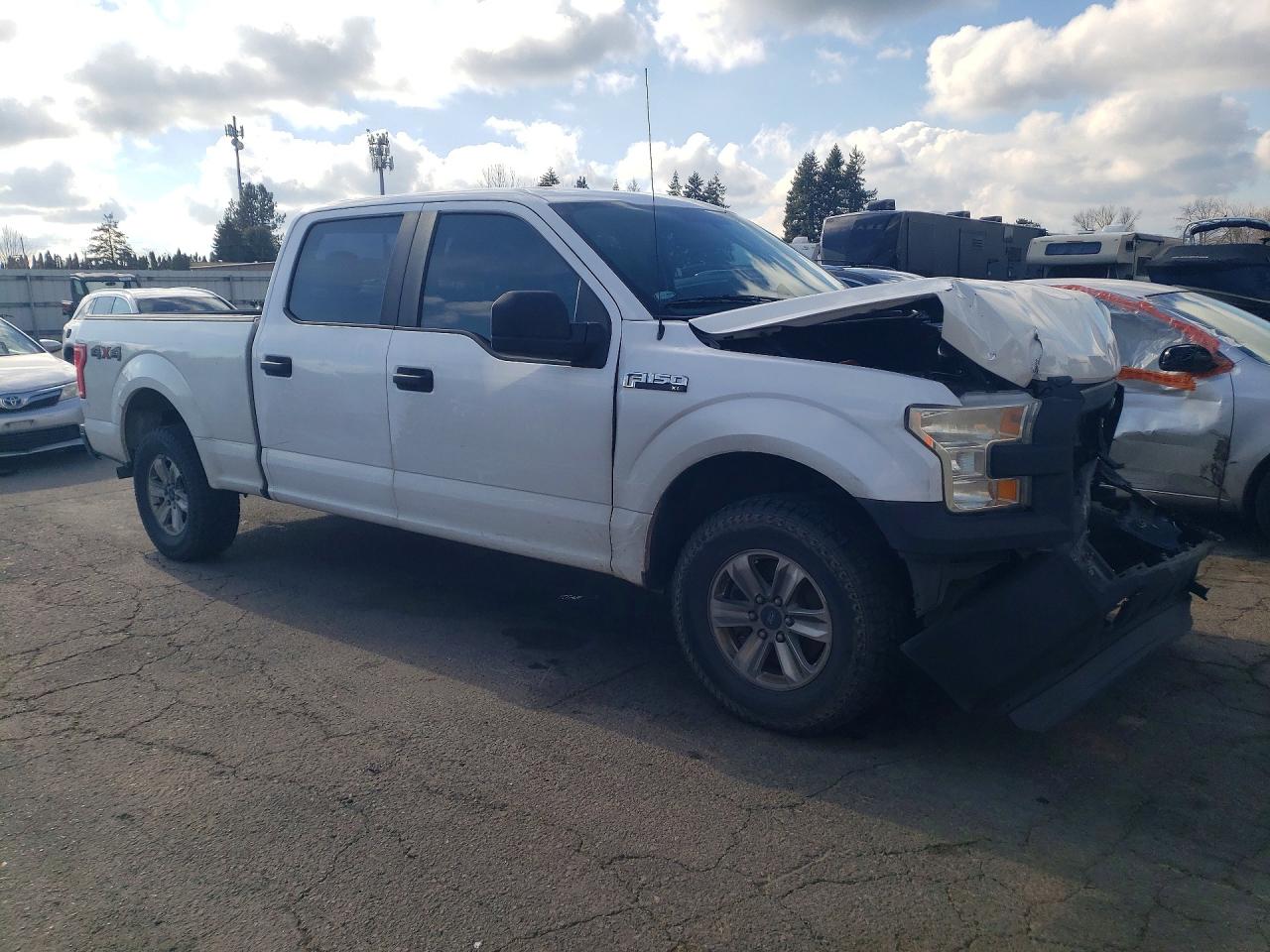 2015 FORD F150 SUPERCREW photo 4
