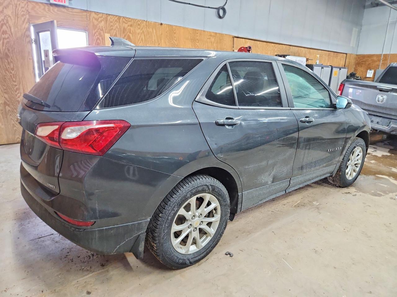 2020 CHEVROLET EQUINOX LS photo 5