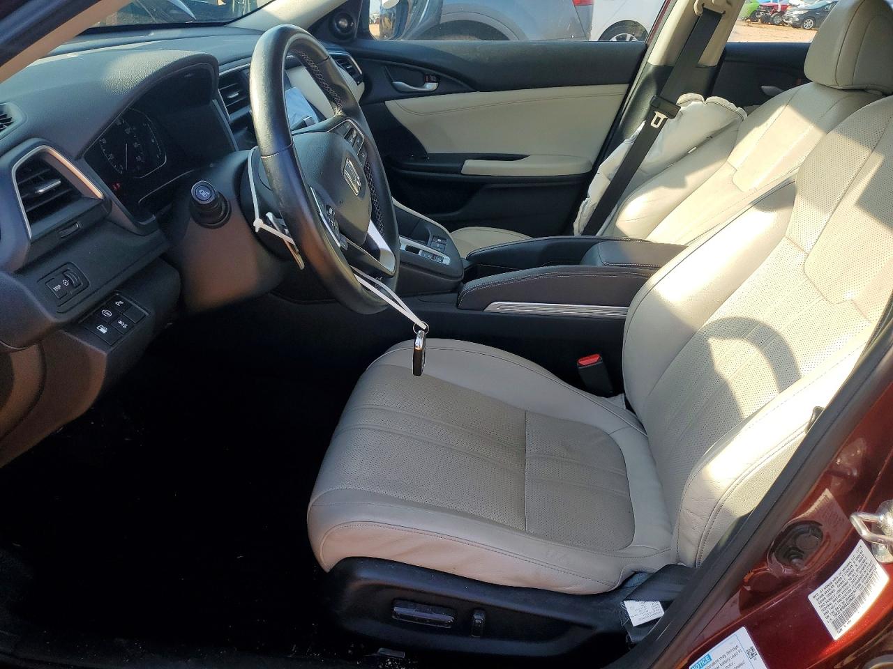 2019 HONDA INSIGHT TOURING photo 13