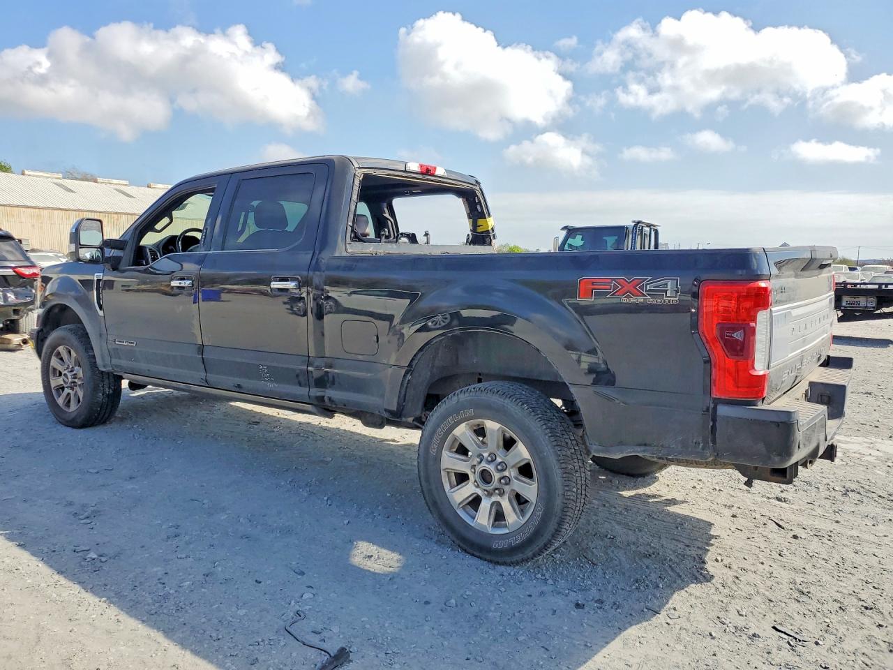 2017 FORD F250 SUPER DUTY photo 2