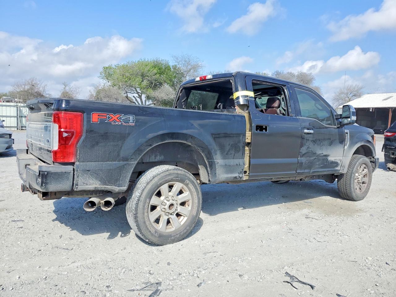 2017 FORD F250 SUPER DUTY photo 3