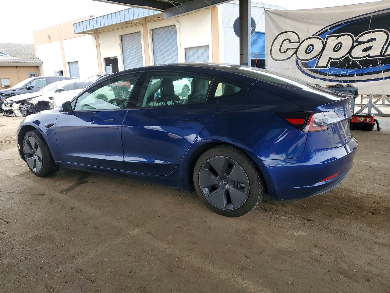 2022 TESLA MODEL 3 photo 4