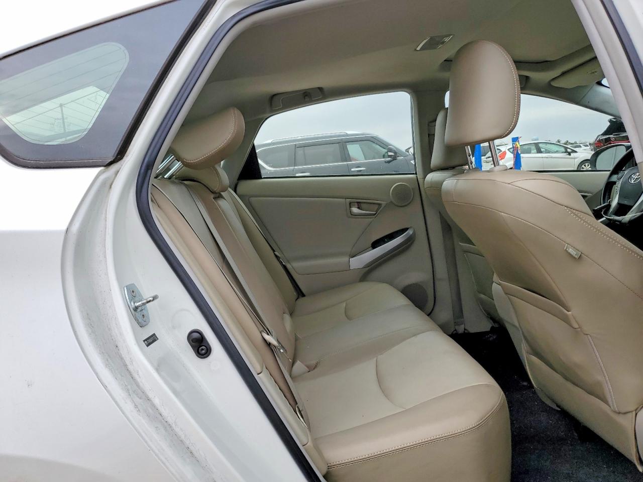 2012 TOYOTA PRIUS photo 19