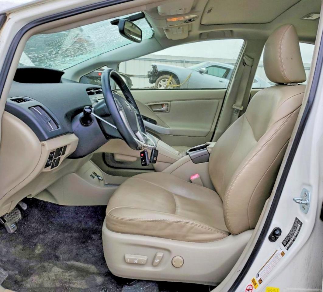 2012 TOYOTA PRIUS photo 13