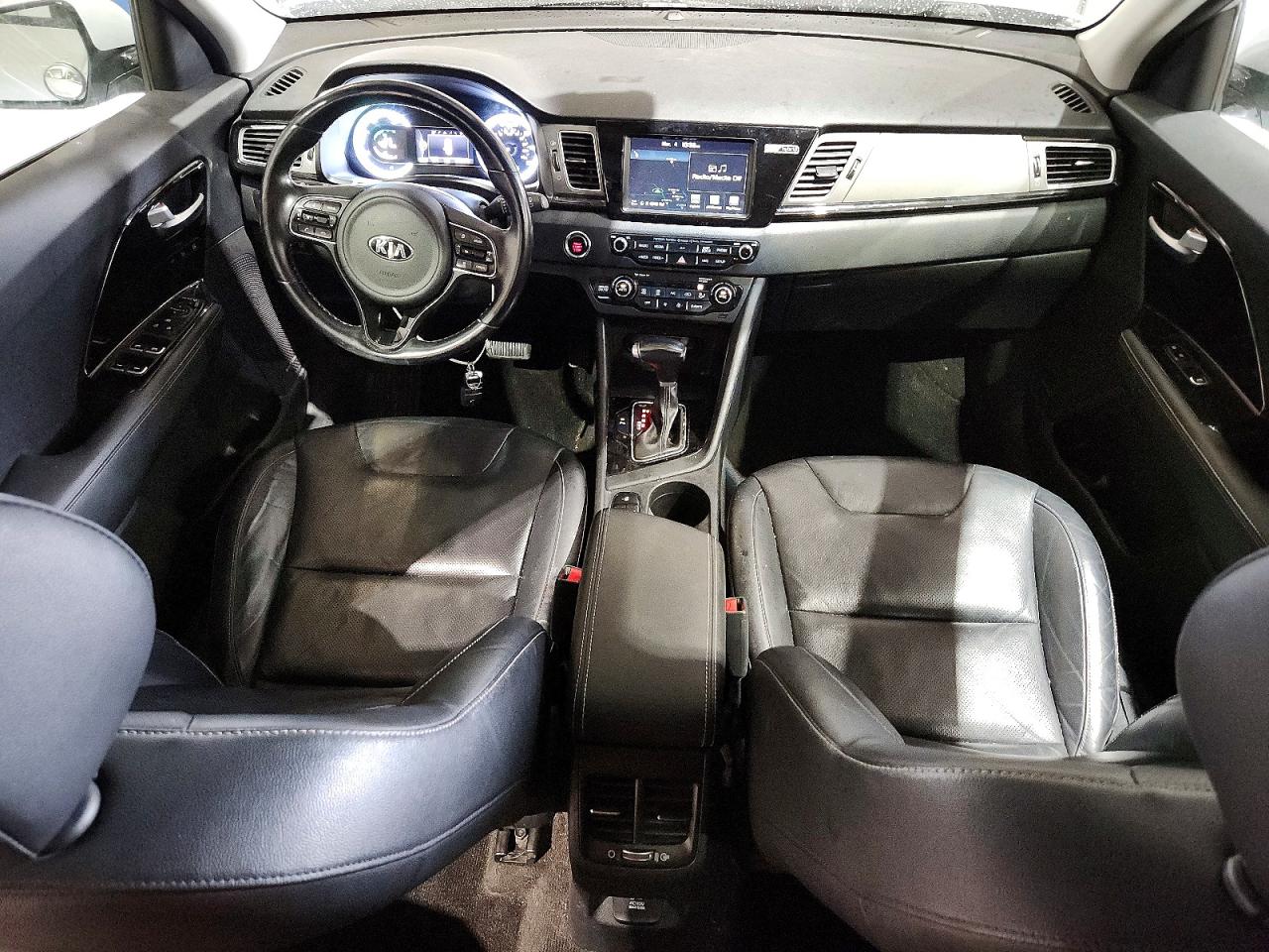 2017 KIA NIRO TOURING photo 22