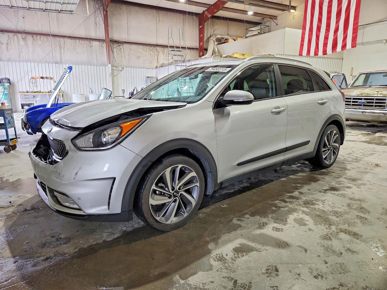 2017 KIA NIRO