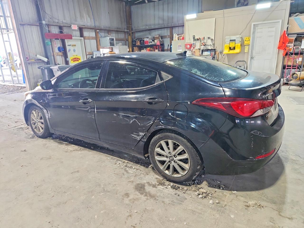 2014 HYUNDAI ELANTRA SE photo 2