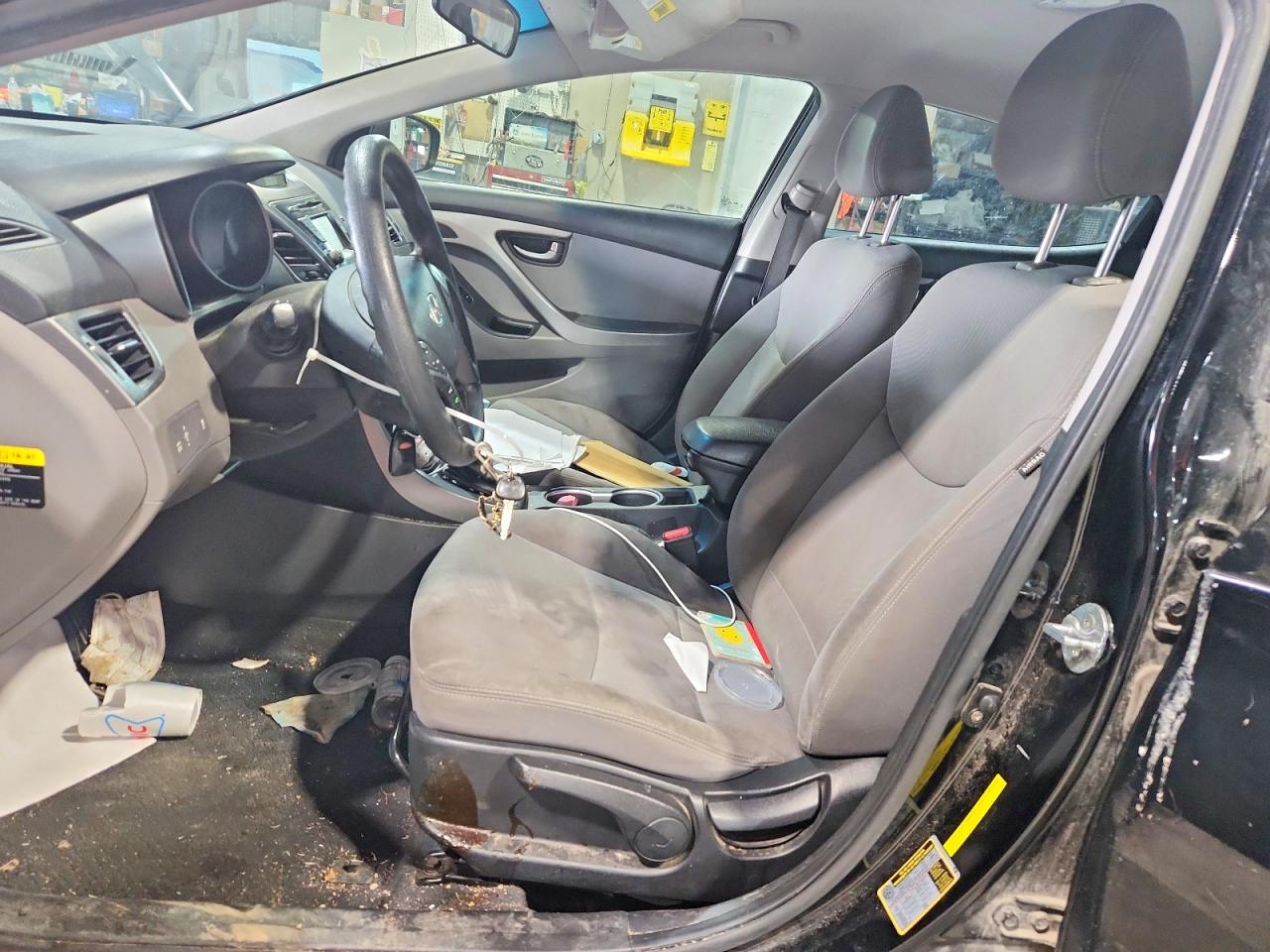 2014 HYUNDAI ELANTRA SE photo 7