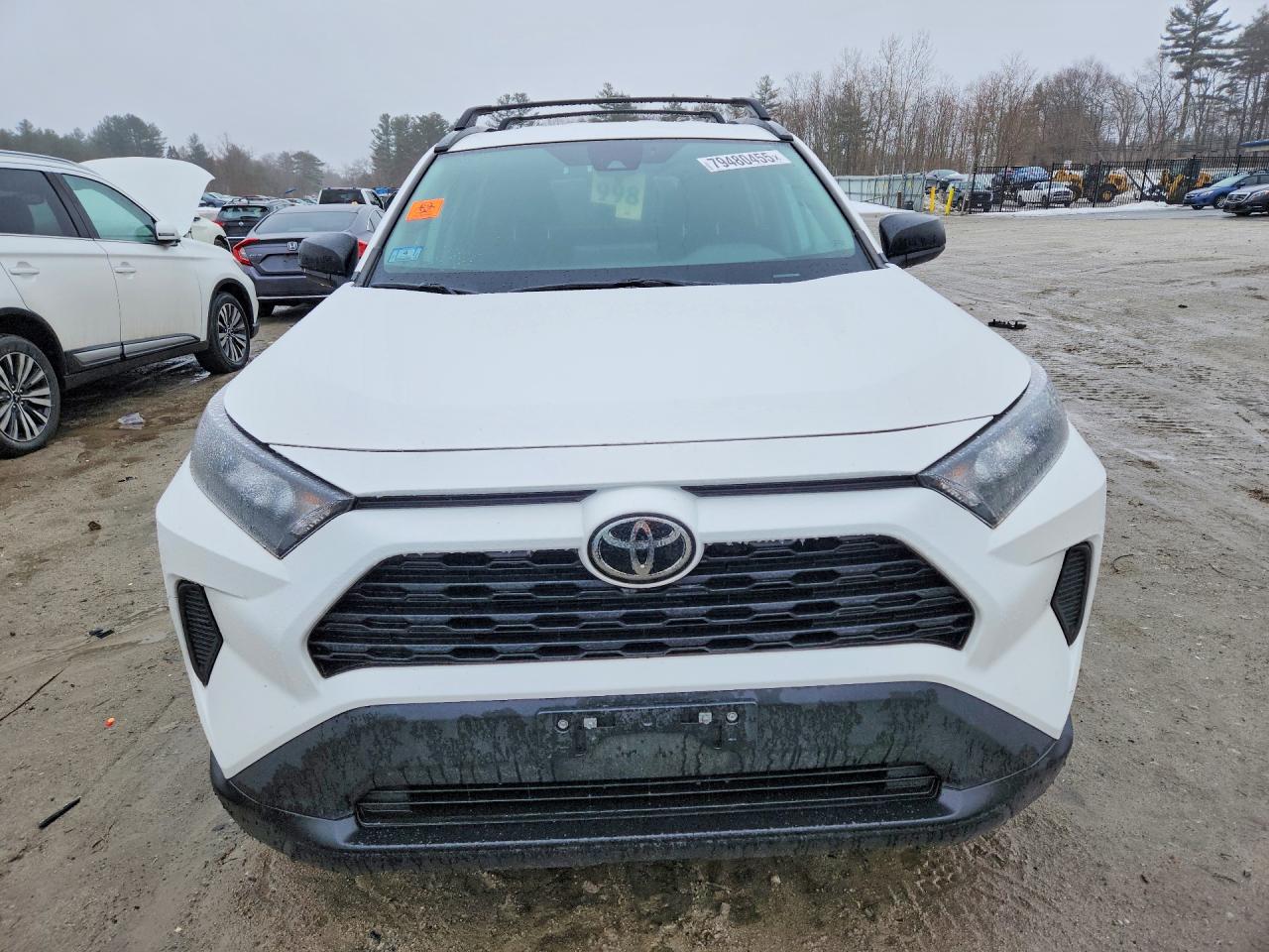 2021 TOYOTA RAV4 LE photo 9